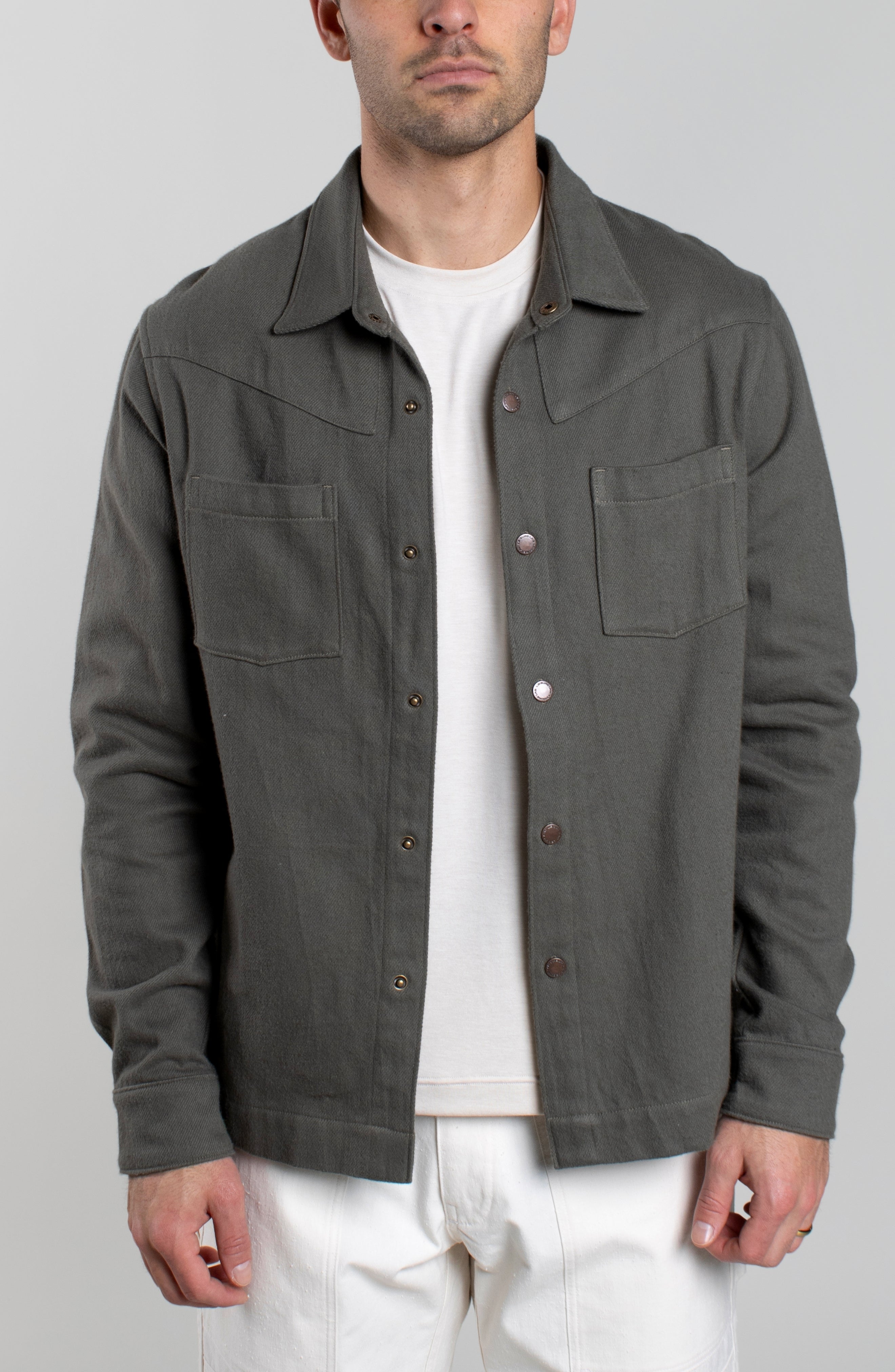 BRONCO BUTTON UP