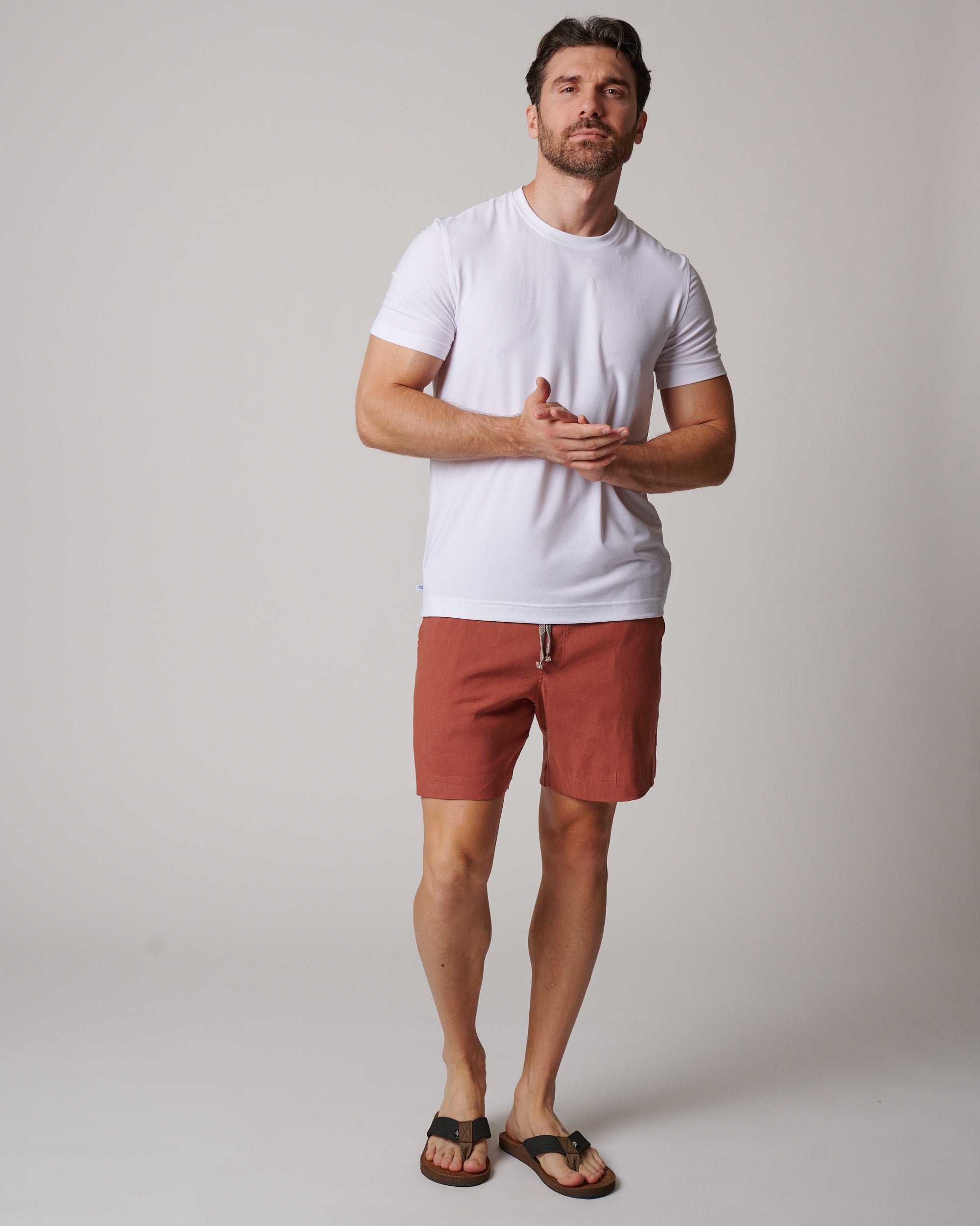 LAID-BACK LINEN SHORTS