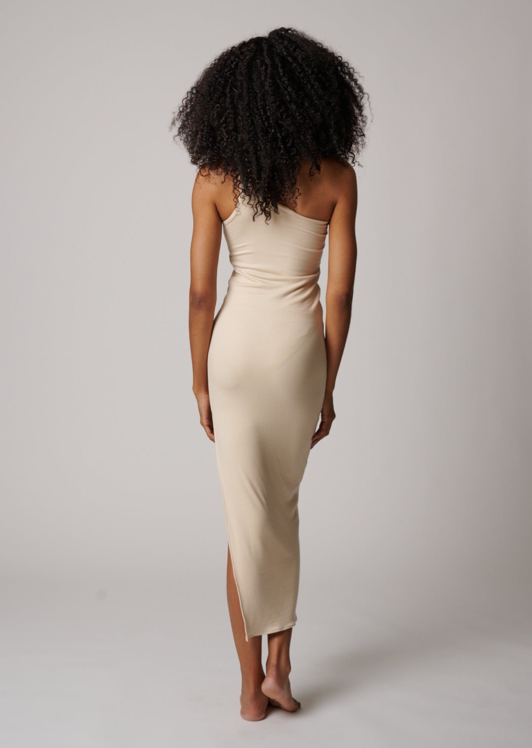 ONE SHOULDER STRAP DRESS