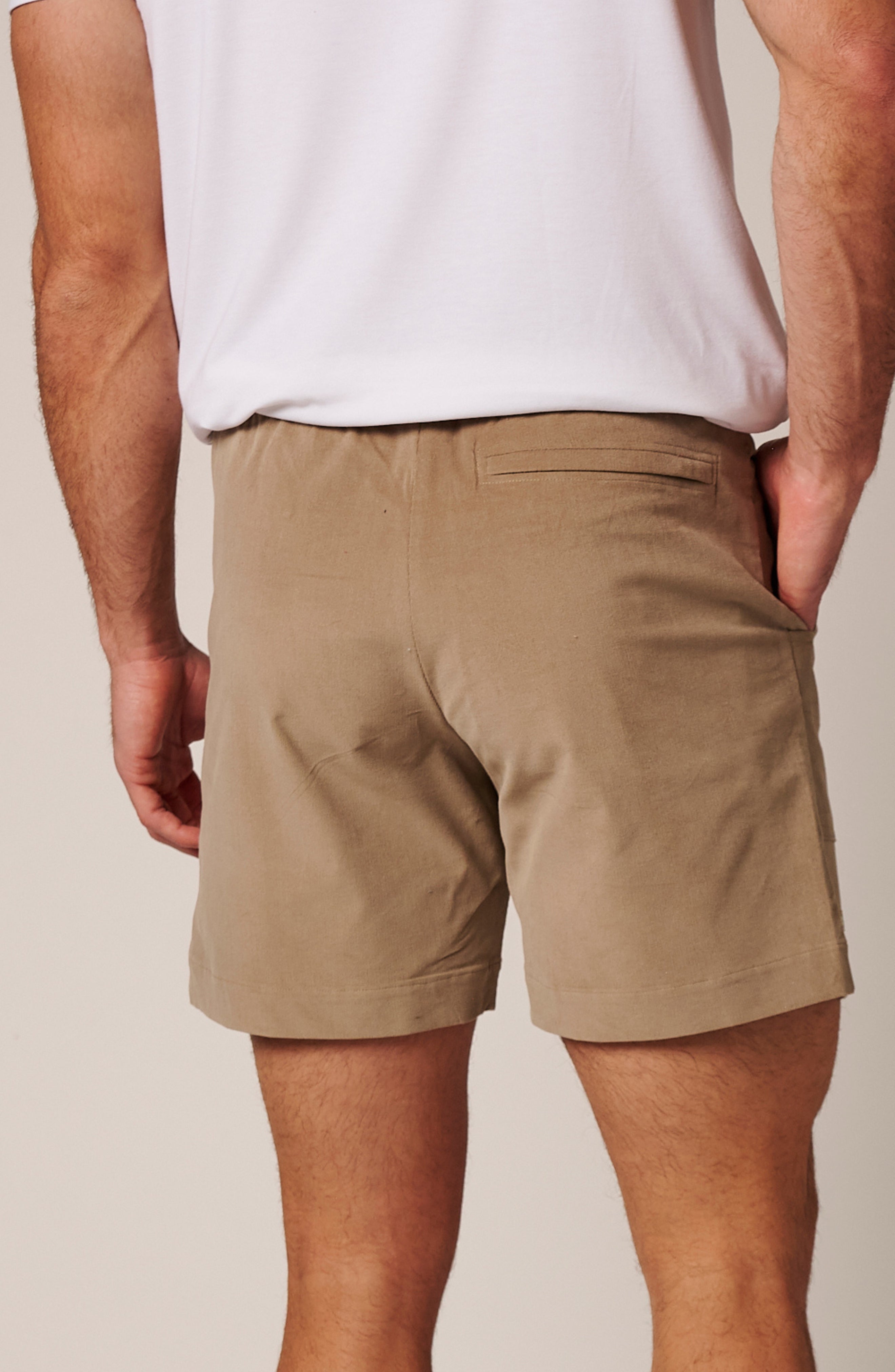 PATCH POCKET CORDUROY SHORT
