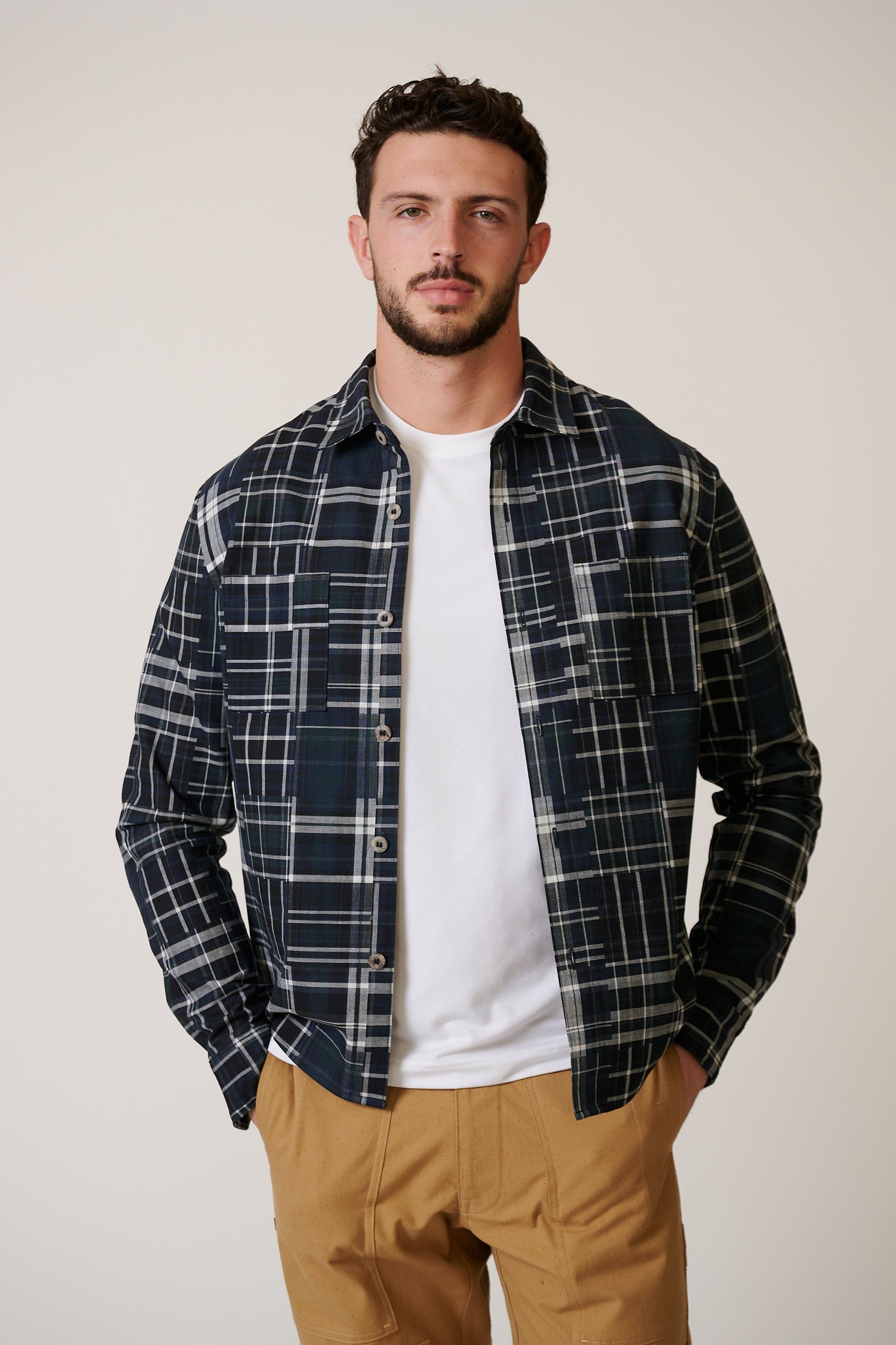 FRAMEWORK BUTTON UP