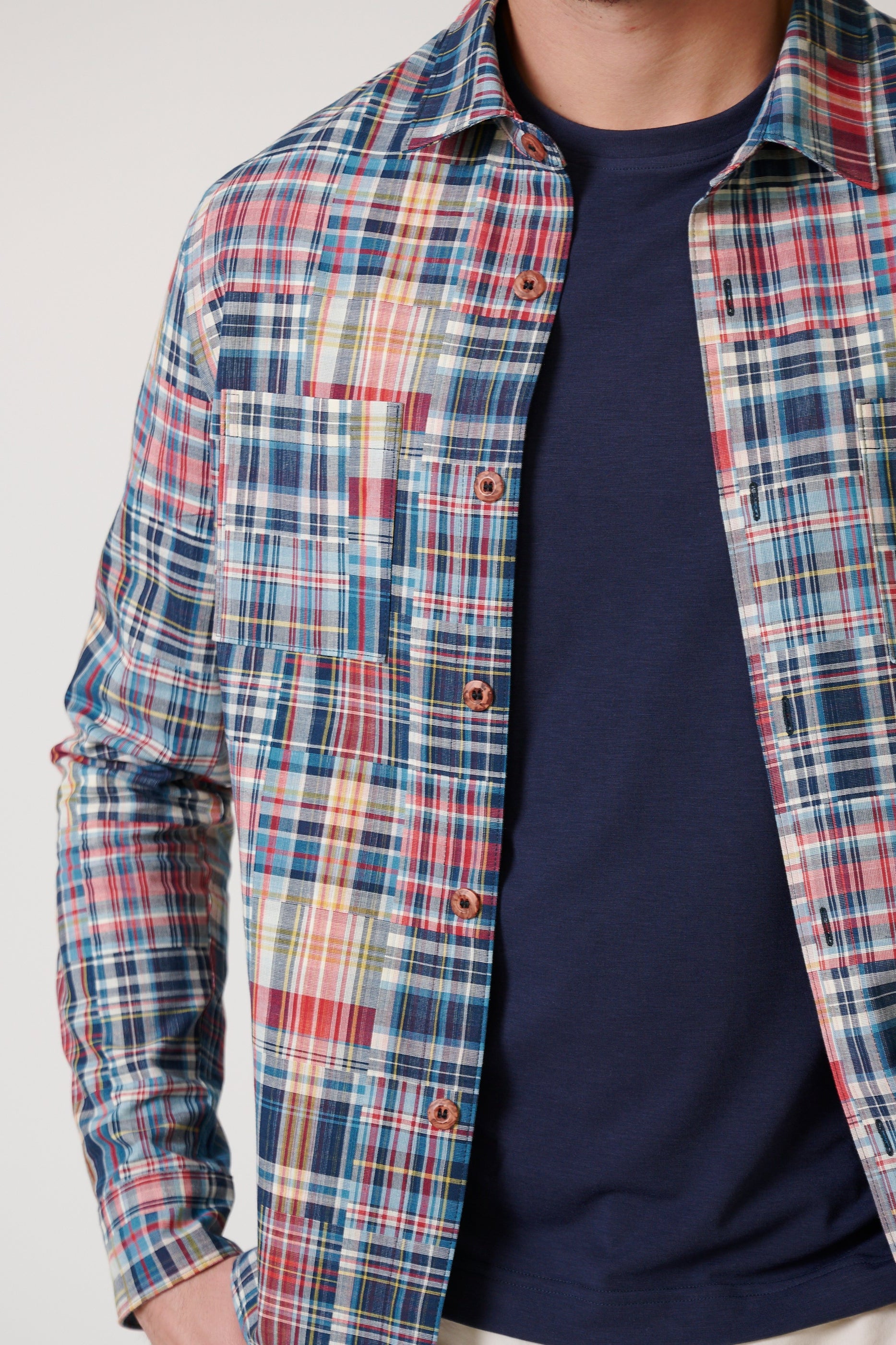 FRAMEWORK BUTTON UP