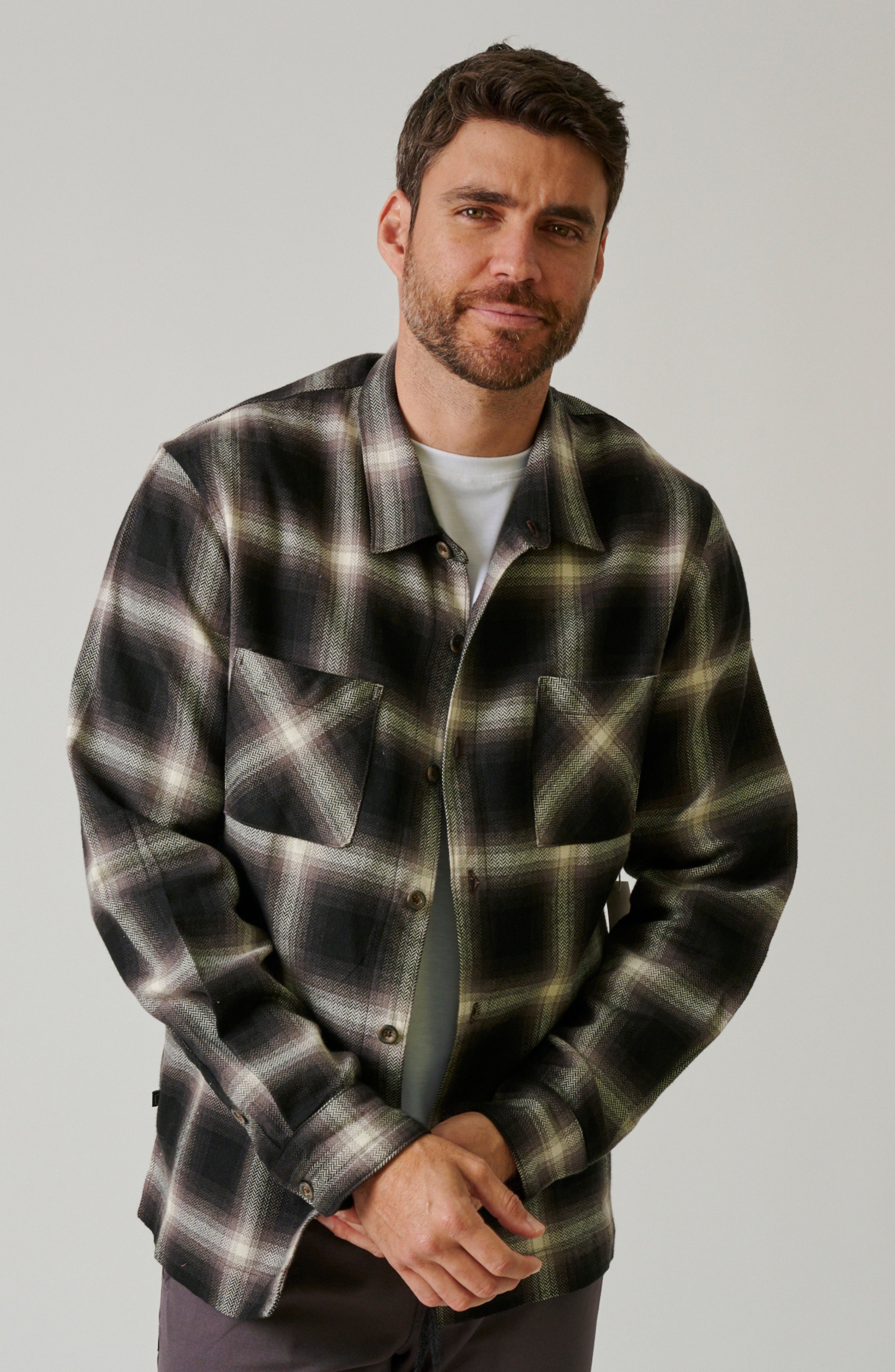 WOLF COTTON FLANNEL BUTTON UP