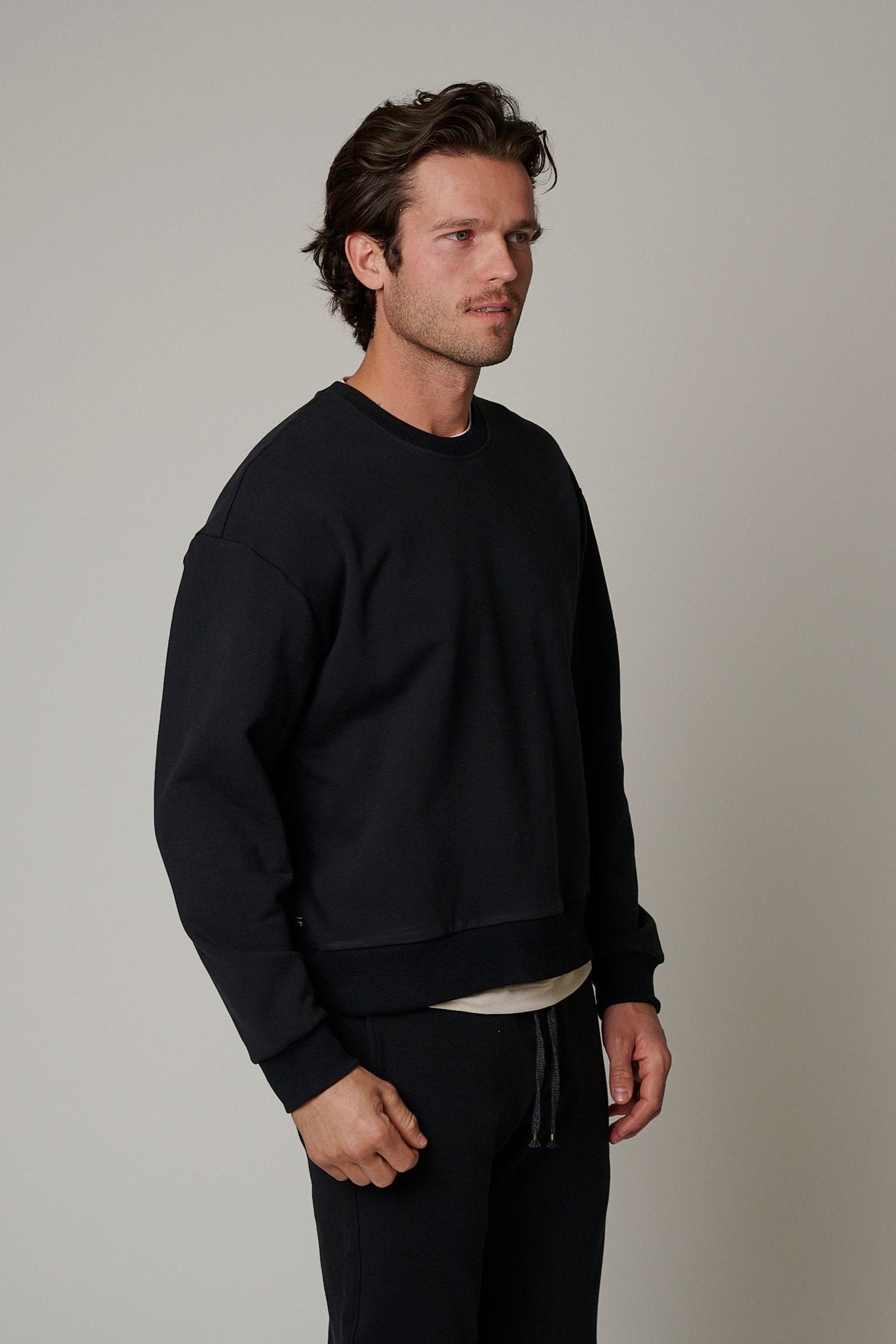 ZEN CREWNECK