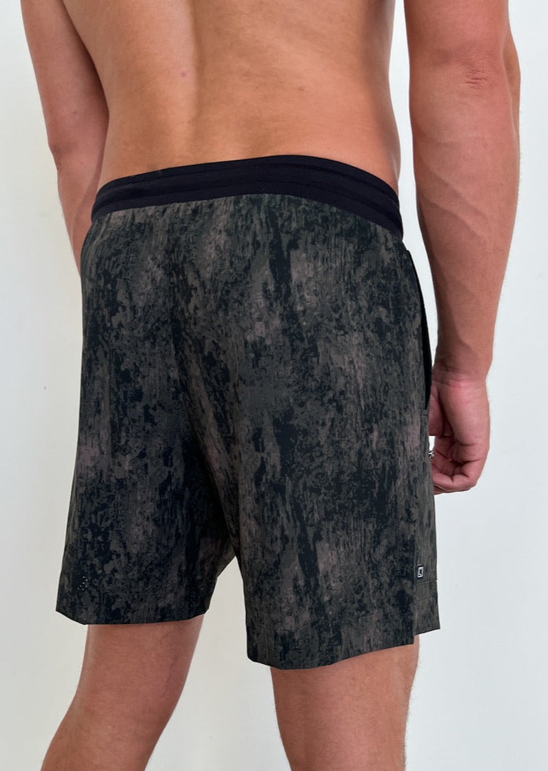 STRETCH WOVEN SPORT SHORT