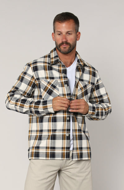 OUTLANDER BUTTON UP