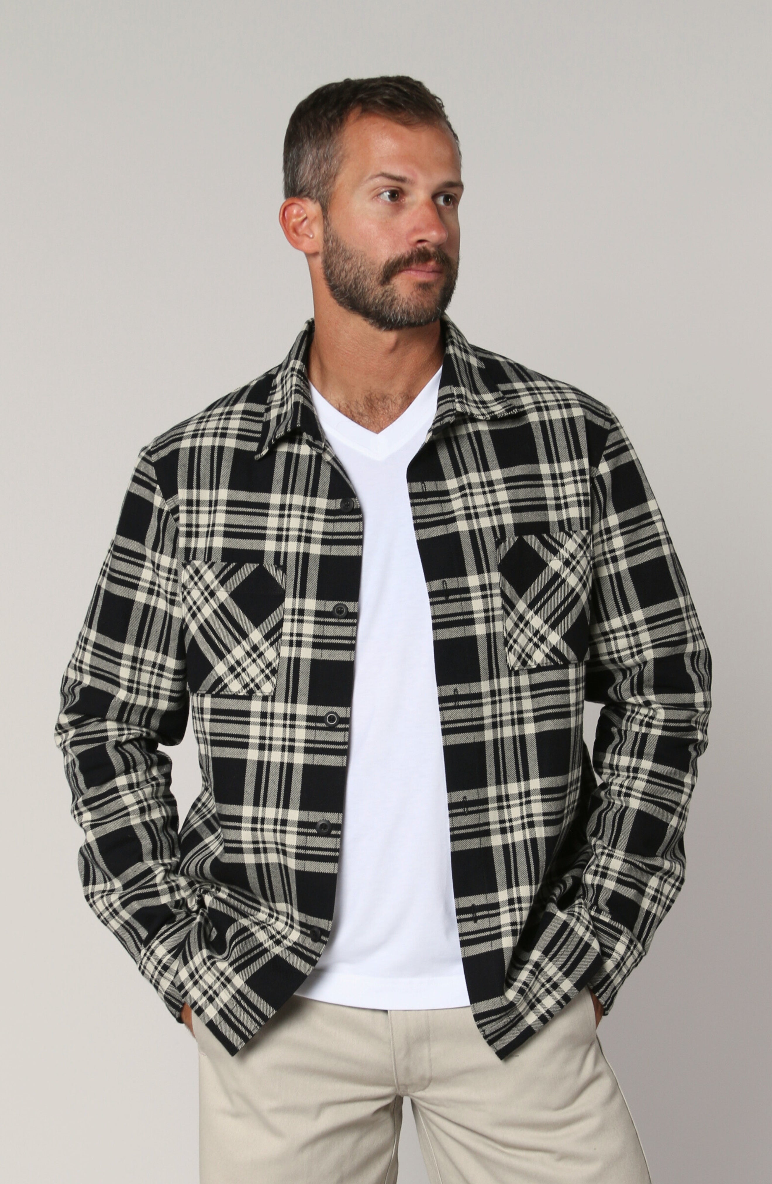 OUTLANDER BUTTON UP