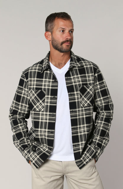 OUTLANDER BUTTON UP