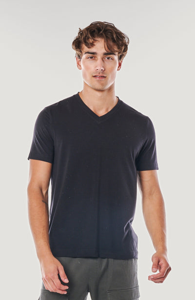 EVERYDAY V-NECK