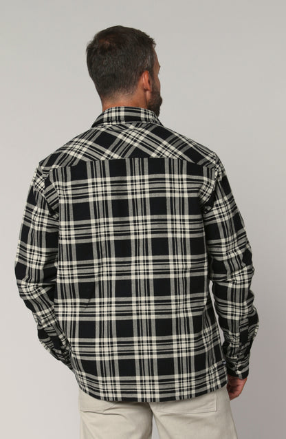 OUTLANDER BUTTON UP