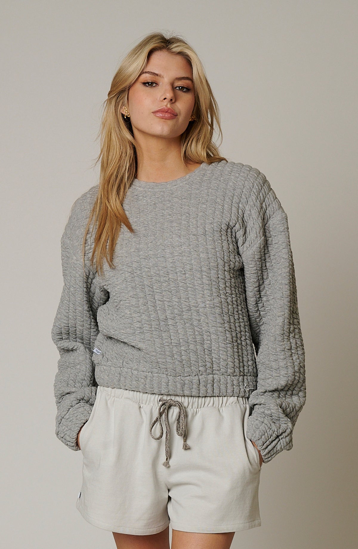 WOMENS COZY QUILT CREWNECK SWEATER