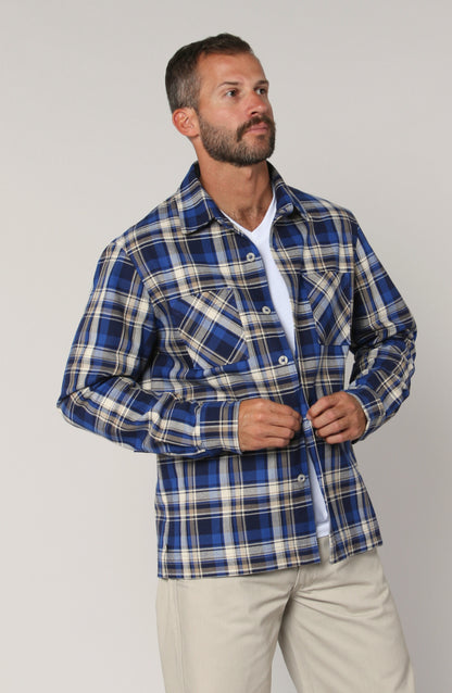 OUTLANDER BUTTON UP
