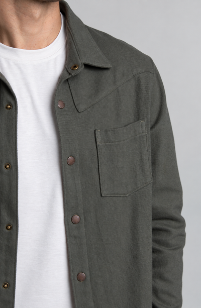 BRONCO BUTTON UP