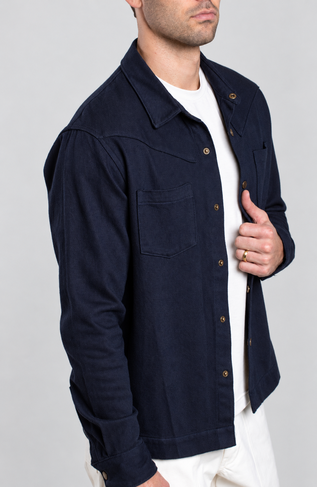 BRONCO BUTTON UP