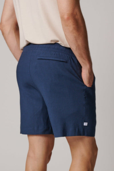 LAID-BACK LINEN SHORTS