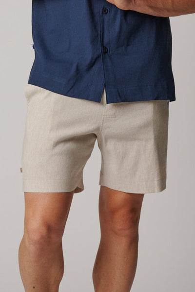 LAID-BACK LINEN SHORTS