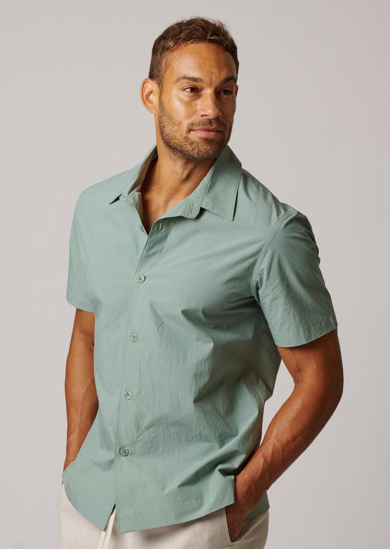 SHORT SLEEVE COTTON BUTTON UP