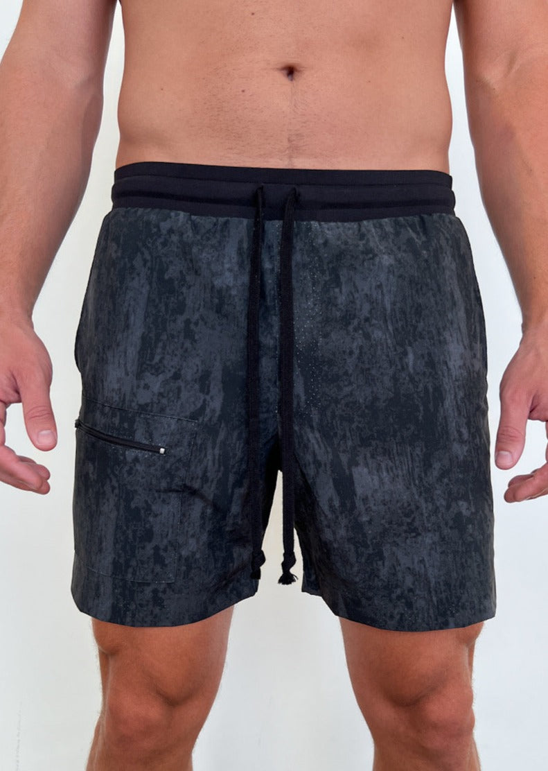 STRETCH WOVEN SPORT SHORT